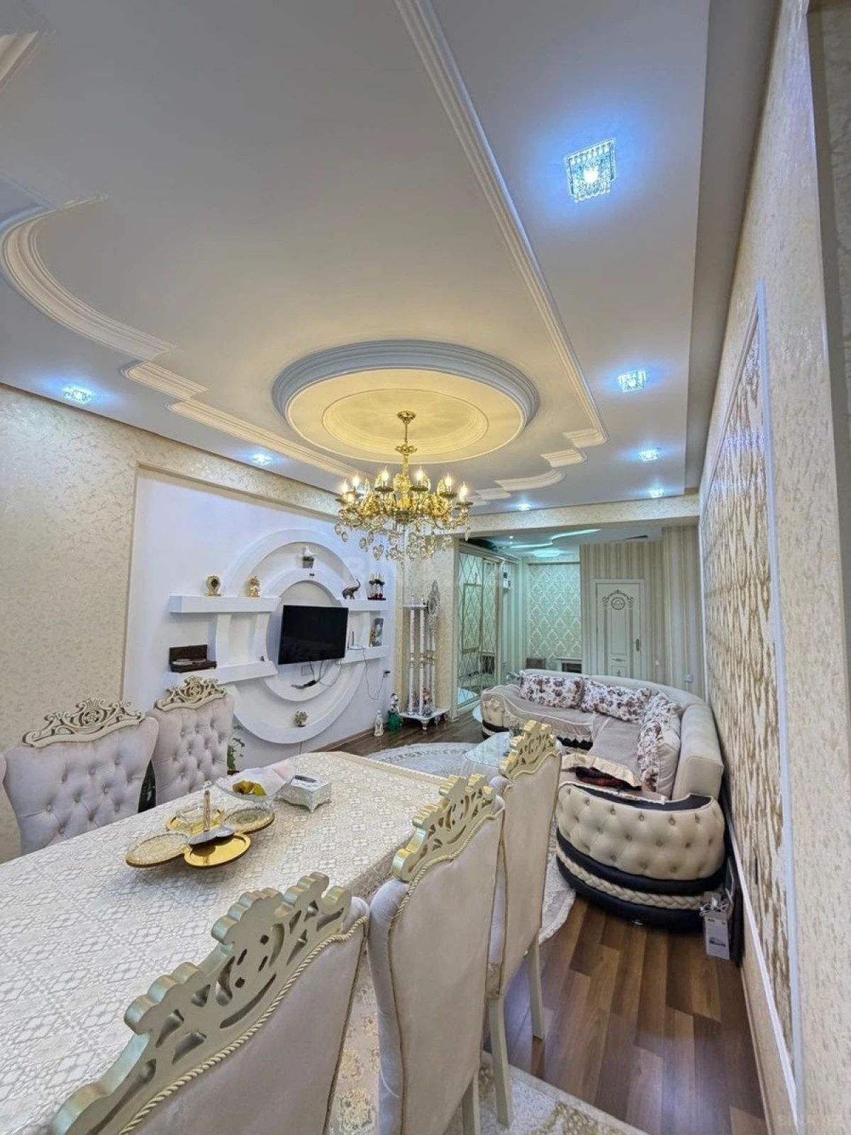 Satılır 3 otaqlı mənzil 103 m²