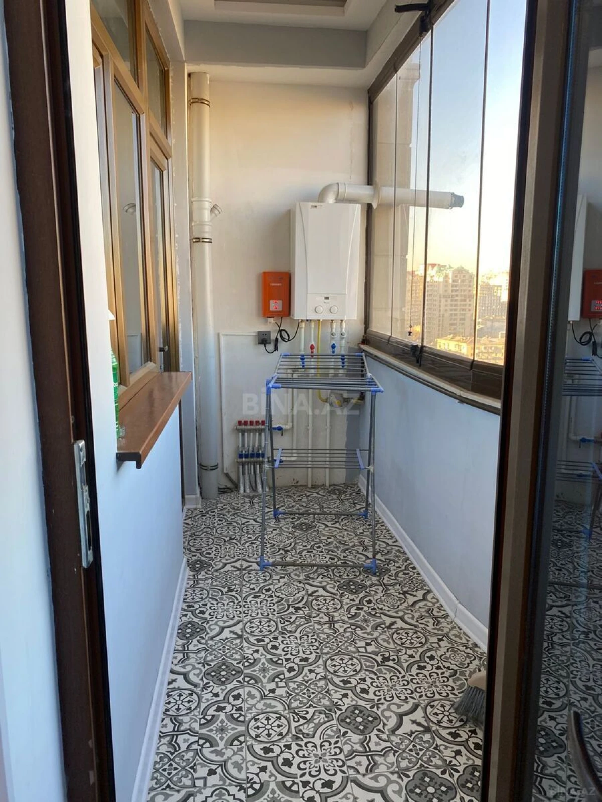 Satılır 3 otaqlı mənzil 96 m²