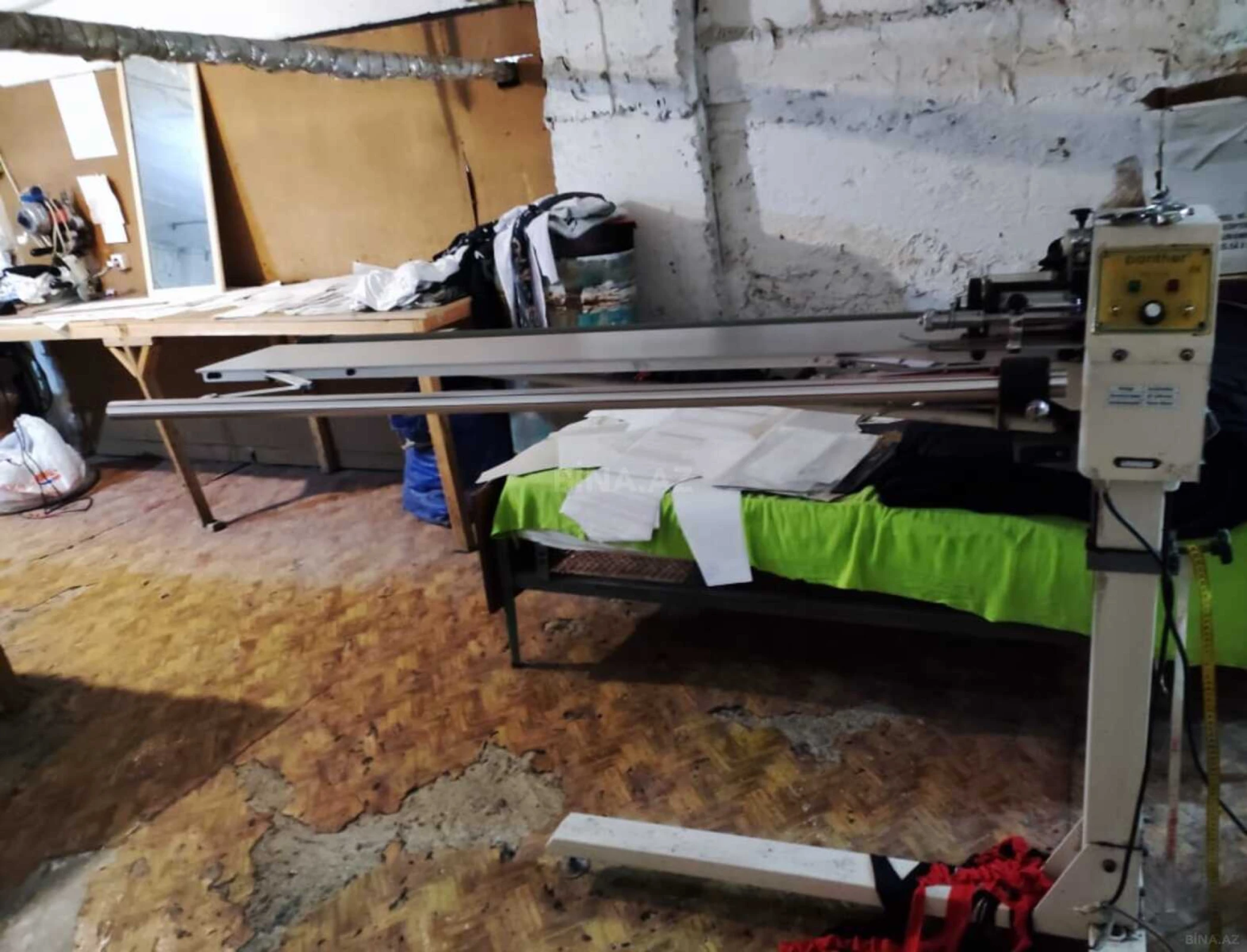 Satılır obyekt 180 m²