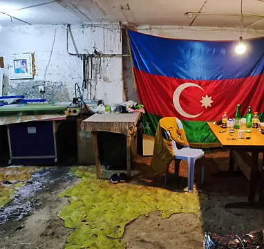 Satılır obyekt 180 m²