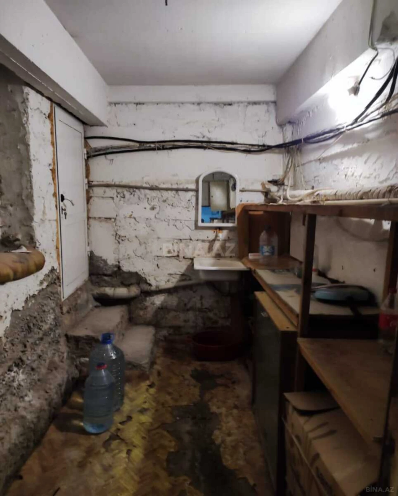 Satılır obyekt 180 m²