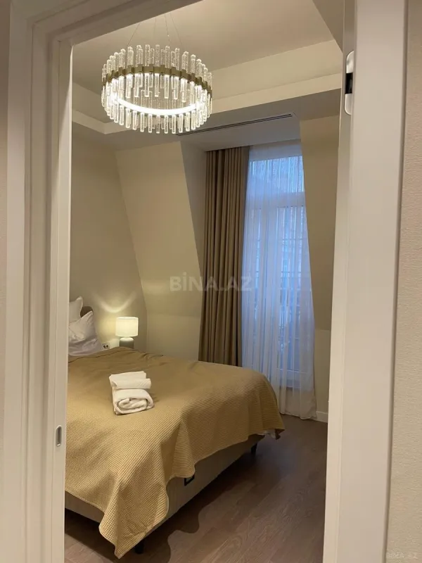 Kirayə verilir 3 otaqlı mənzil 120 m²