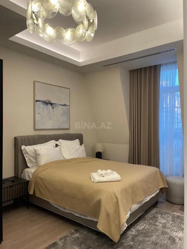 Kirayə verilir 3 otaqlı mənzil 120 m²