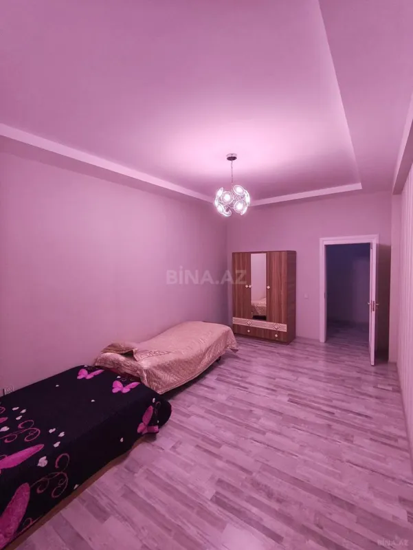 Kirayə verilir 4 otaqlı mənzil 190 m²