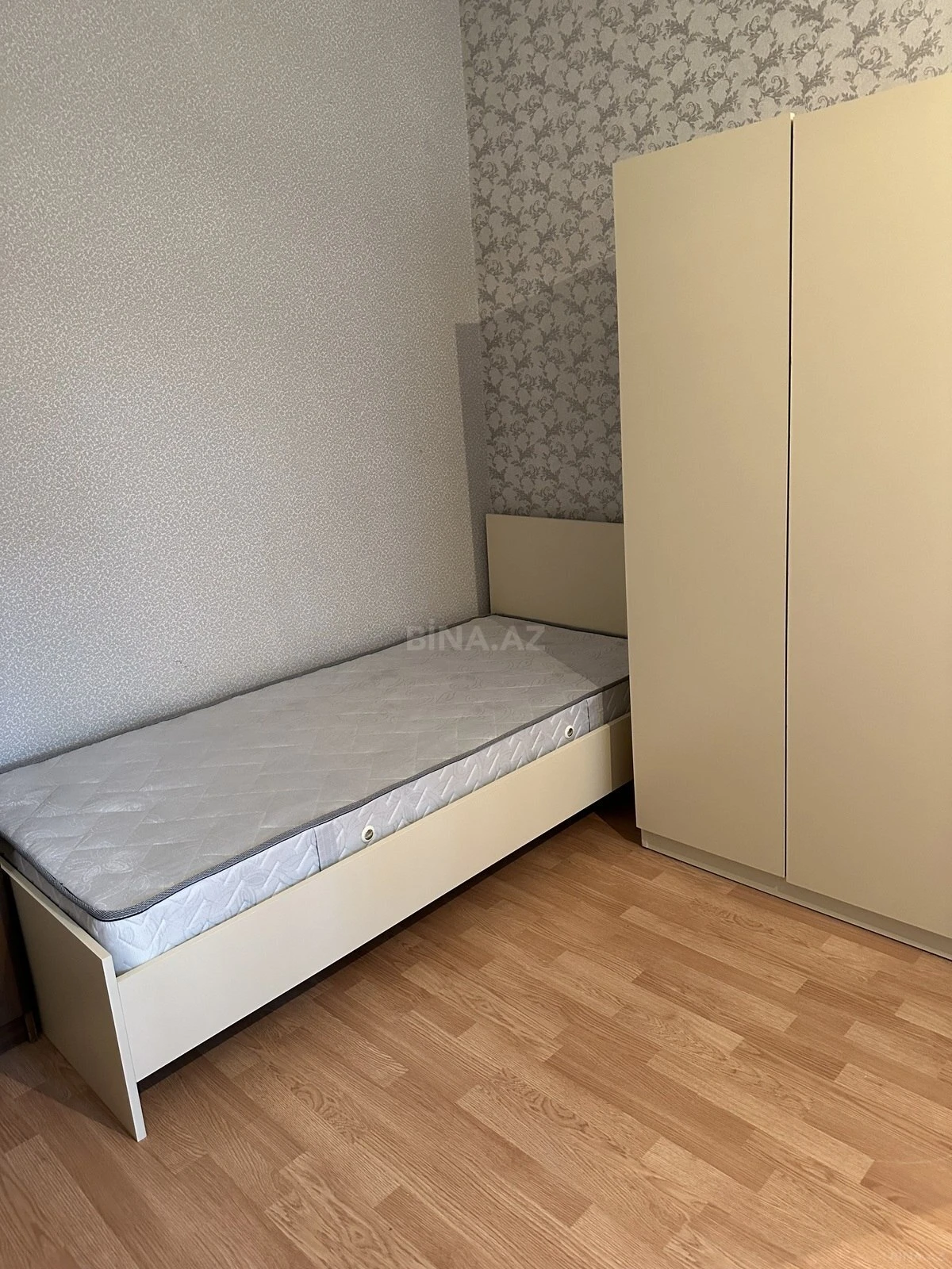 Kirayə verilir 5 otaqlı mənzil 115 m²