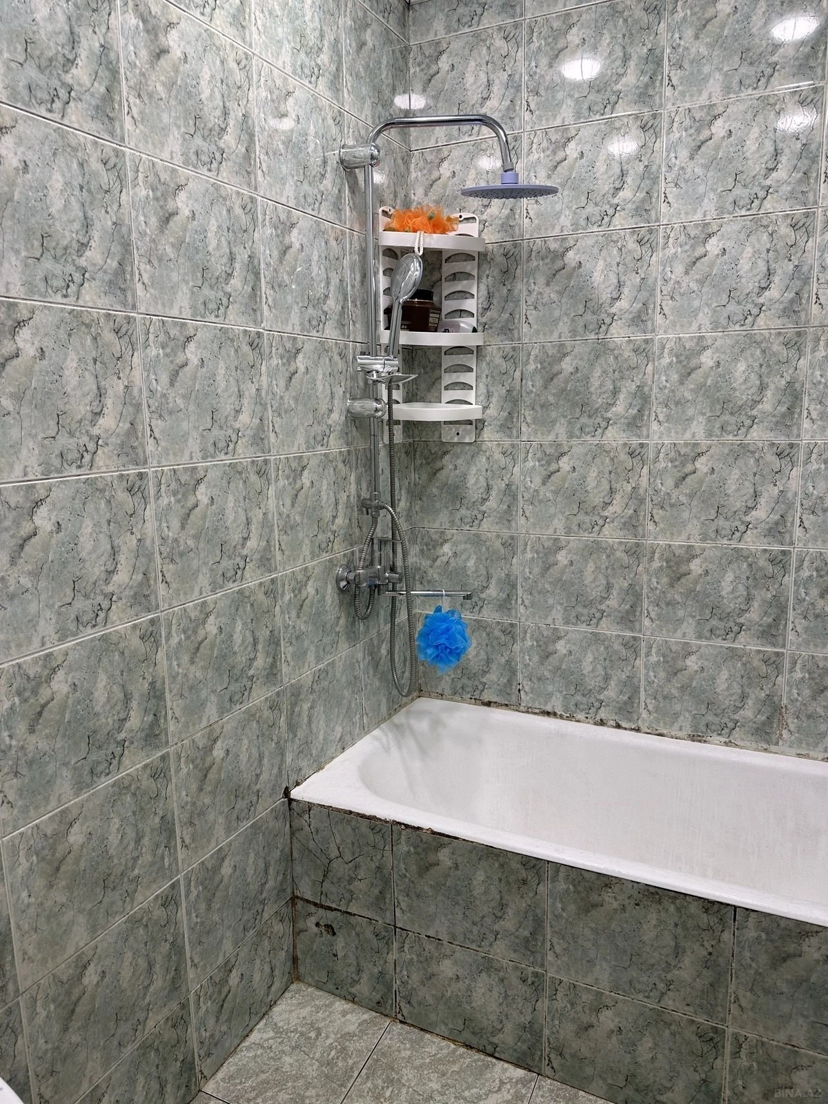 Kirayə verilir 5 otaqlı mənzil 115 m²