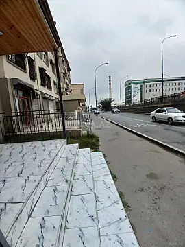 Satılır obyekt 140 m²