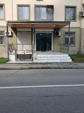 Satılır obyekt 140 m²