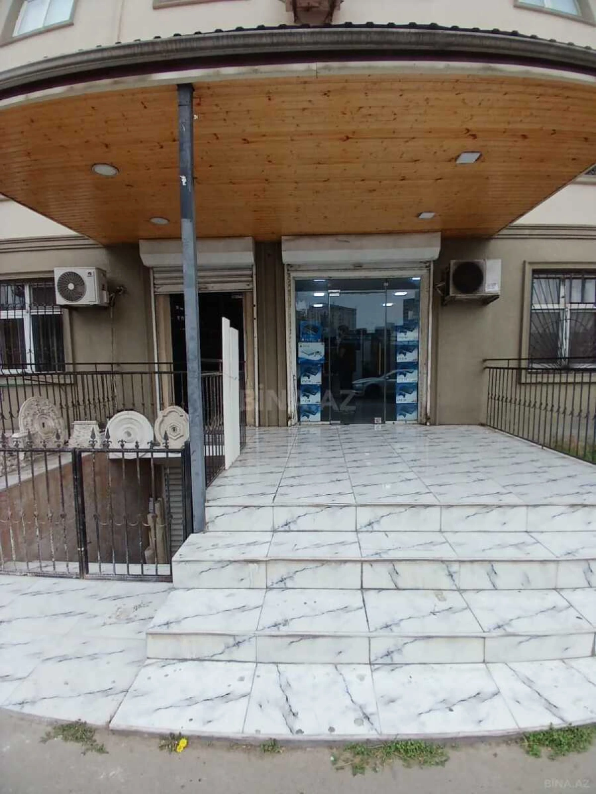 Satılır obyekt 140 m²