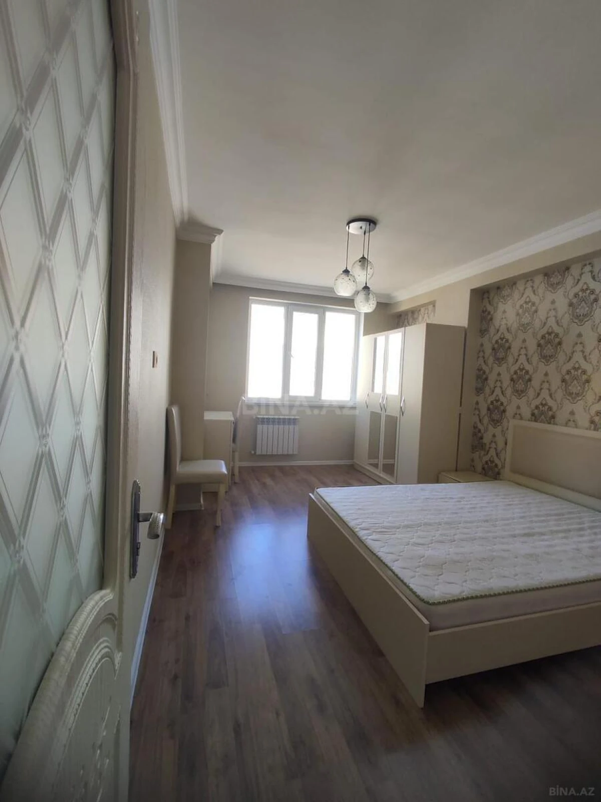 Kirayə verilir 2 otaqlı mənzil 60 m²
