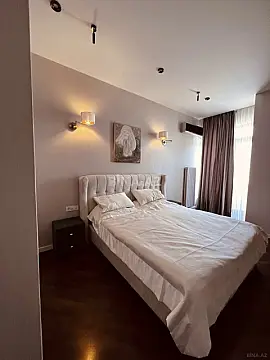 Satılır 3 otaqlı mənzil 160 m²