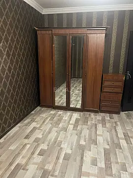 Kirayə verilir 4 otaqlı mənzil 100 m²