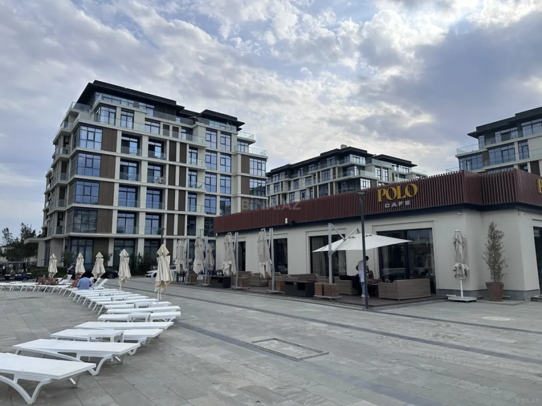 Satılır 2 otaqlı mənzil 76 m²