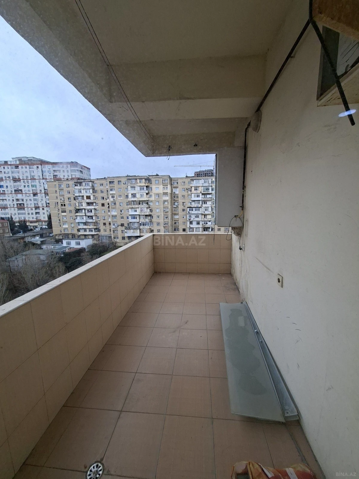 Kirayə verilir 3 otaqlı mənzil 100 m²
