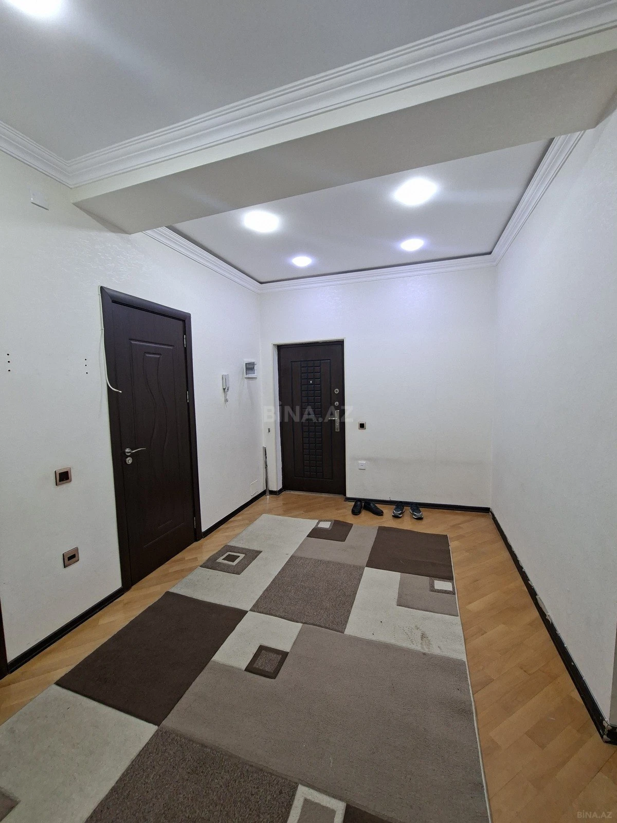 Kirayə verilir 3 otaqlı mənzil 100 m²