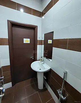 Kirayə verilir 1 otaqlı ofis 14 m²