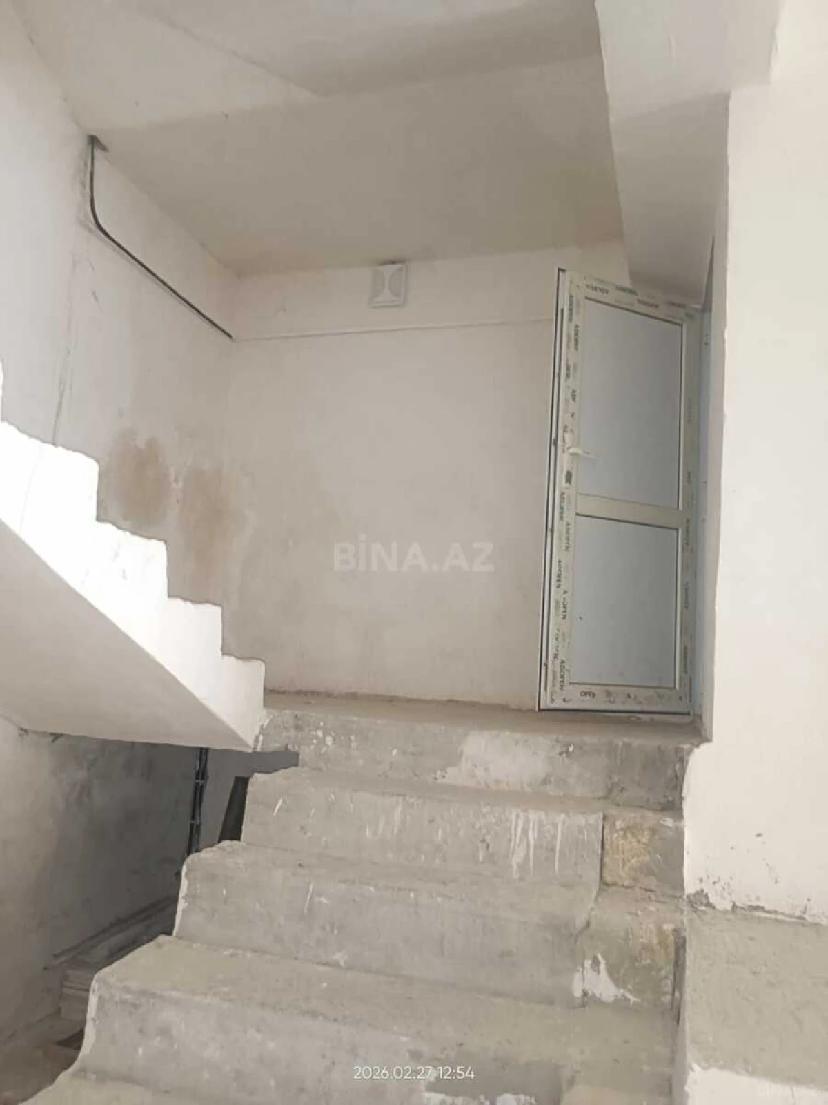 Satılır obyekt 450 m²