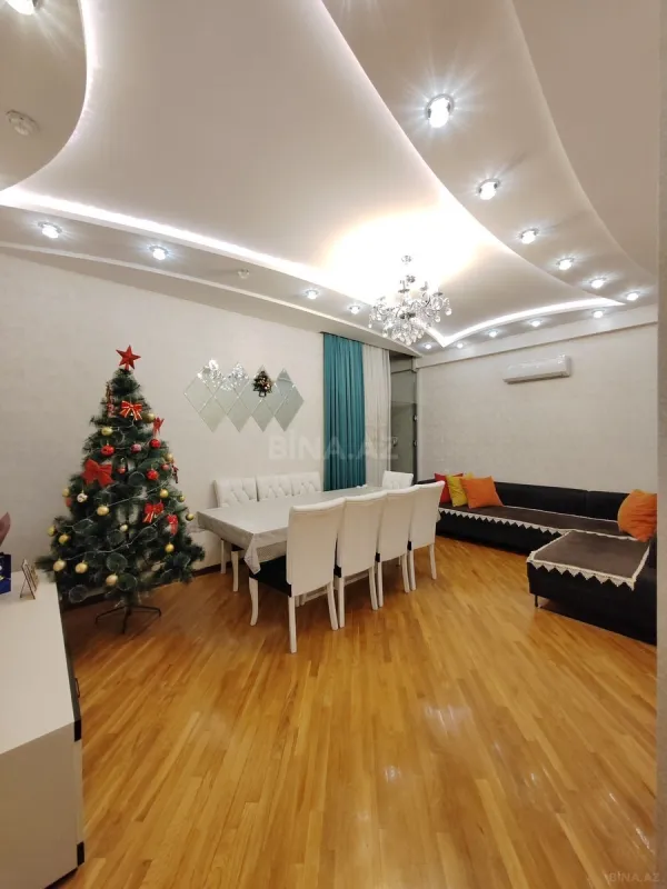 Satılır 3 otaqlı mənzil 90 m²