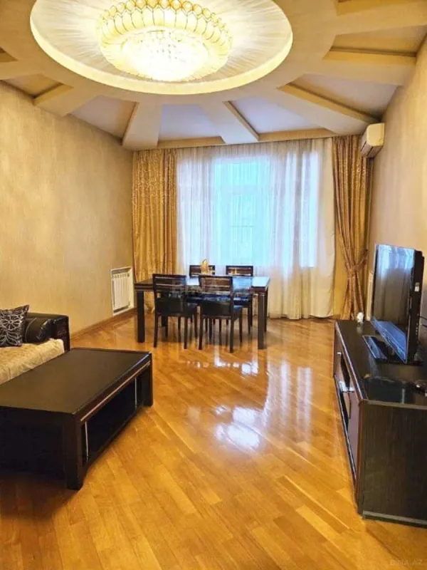 Kirayə verilir 3 otaqlı mənzil 70 m²
