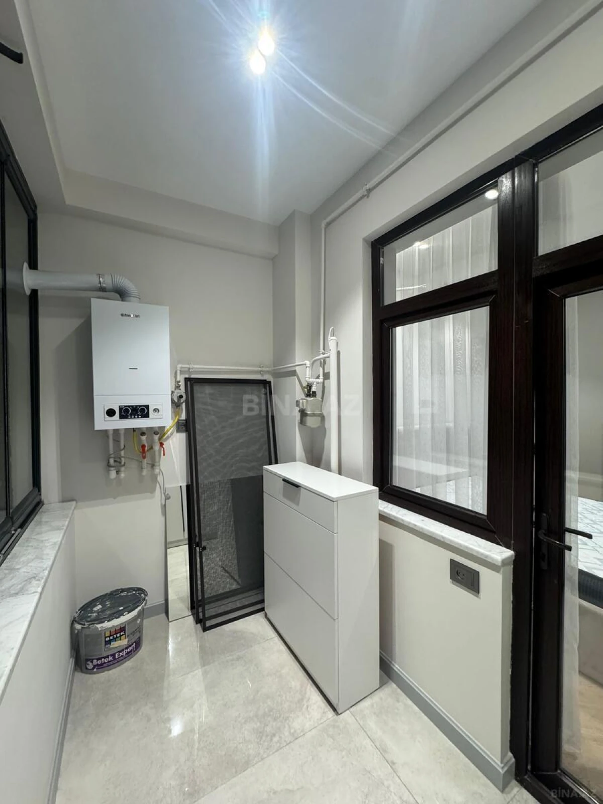 Kirayə verilir 2 otaqlı mənzil 70 m²
