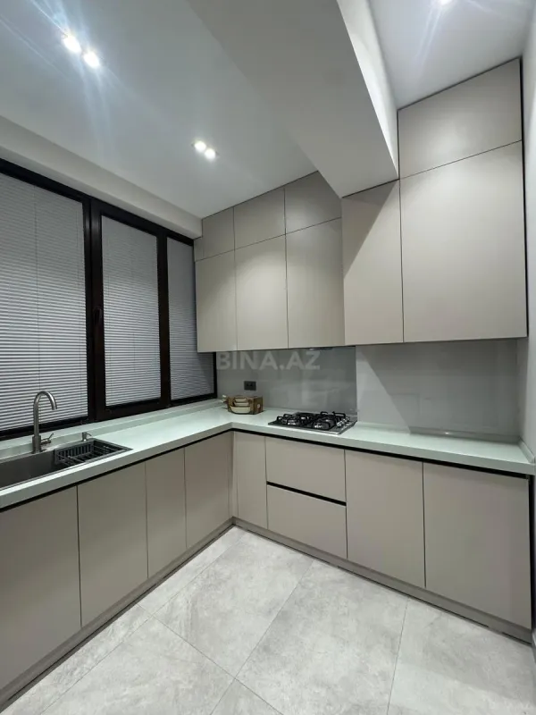 Kirayə verilir 2 otaqlı mənzil 70 m²