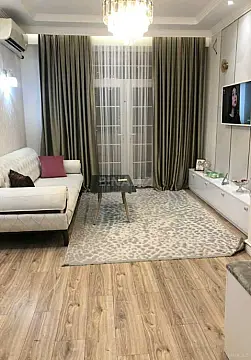 Kirayə verilir 2 otaqlı mənzil 70 m²