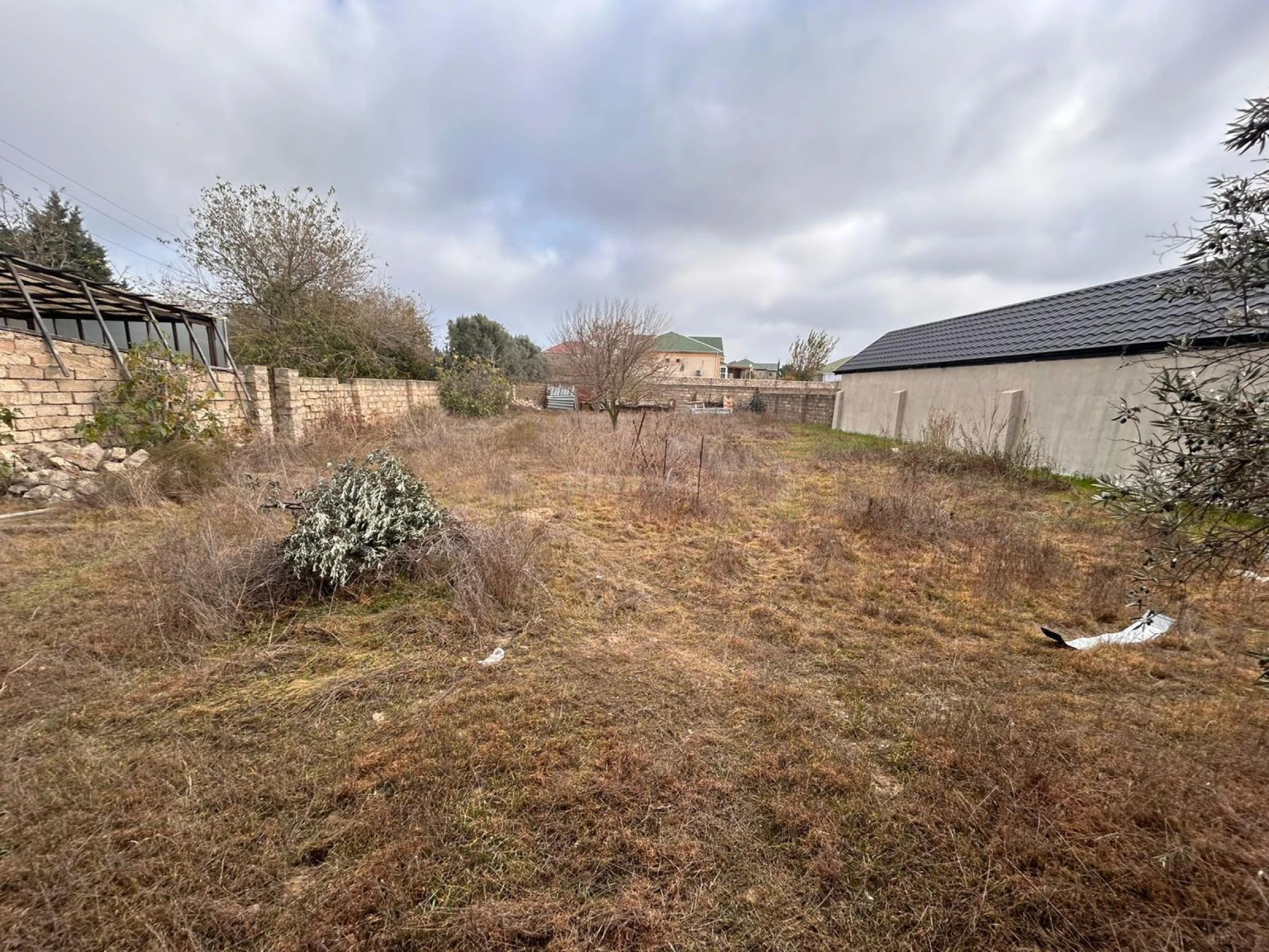 Satılır 2 otaqlı həyət evi 48 m²