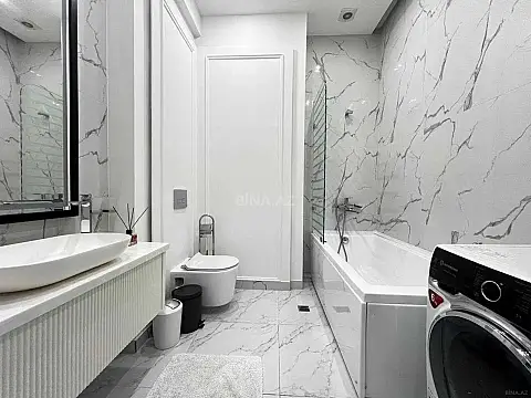Kirayə verilir 3 otaqlı mənzil 135 m²