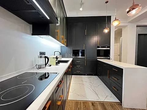 Kirayə verilir 3 otaqlı mənzil 135 m²