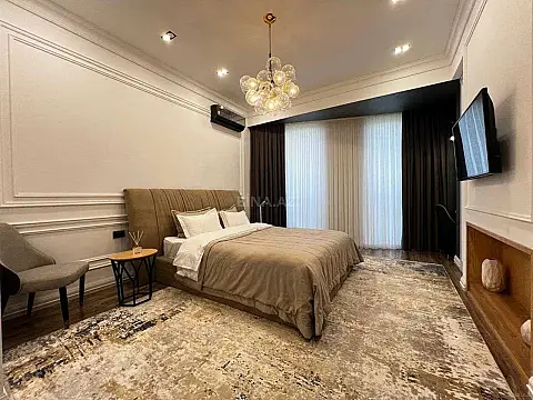 Kirayə verilir 3 otaqlı mənzil 135 m²