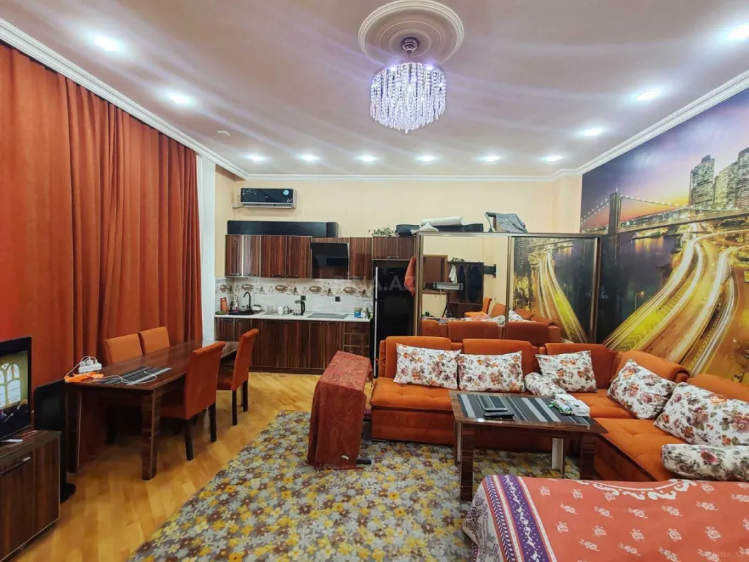 Satılır 3 otaqlı mənzil 90 m²