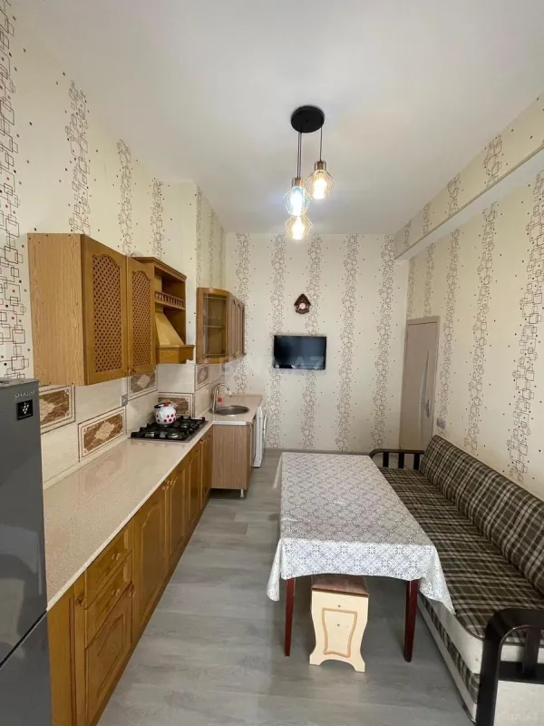 Kirayə verilir 1 otaqlı mənzil 55 m²