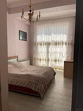 Kirayə verilir 1 otaqlı mənzil 55 m²