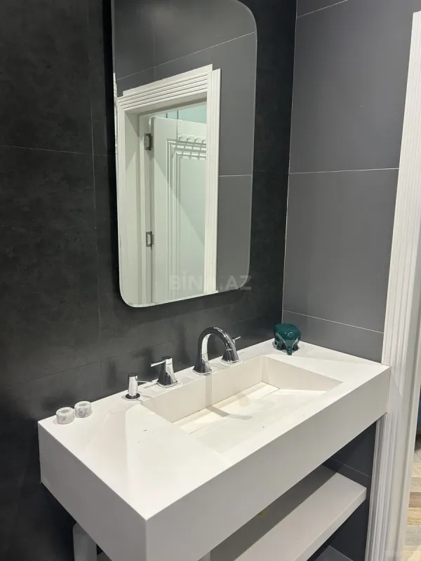 Satılır 2 otaqlı mənzil 74.4 m²