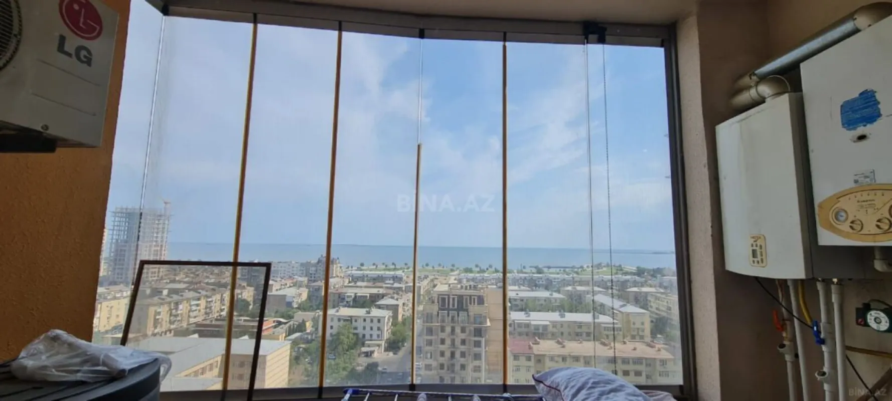 Kirayə verilir 4 otaqlı mənzil 230 m²