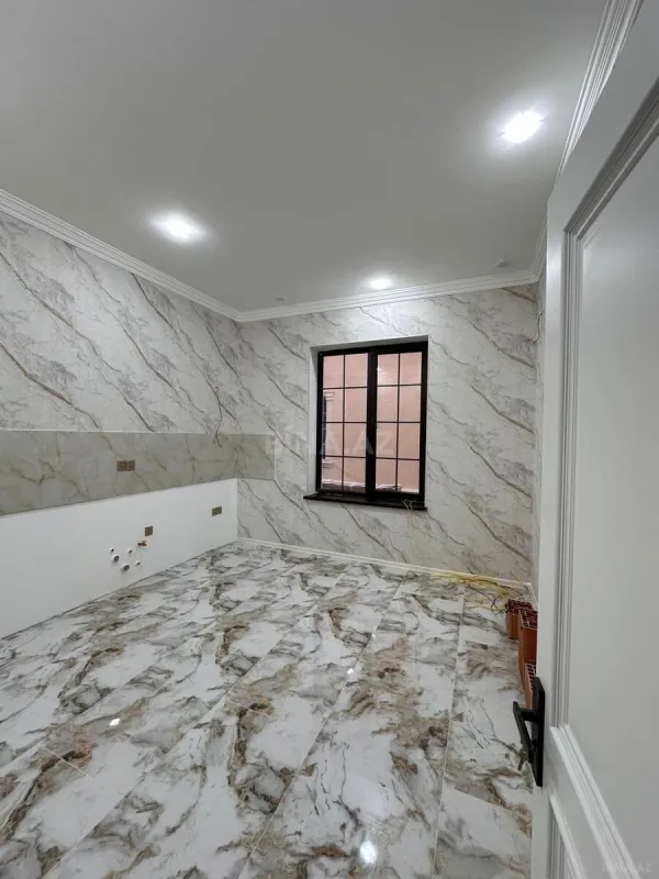 Satılır 5 otaqlı həyət evi 150 m²