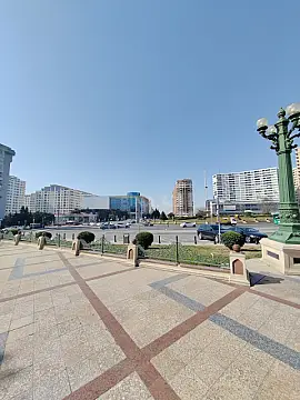 Satılır 3 otaqlı mənzil 127 m²