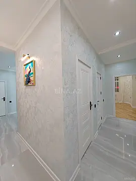 Satılır 3 otaqlı mənzil 127 m²
