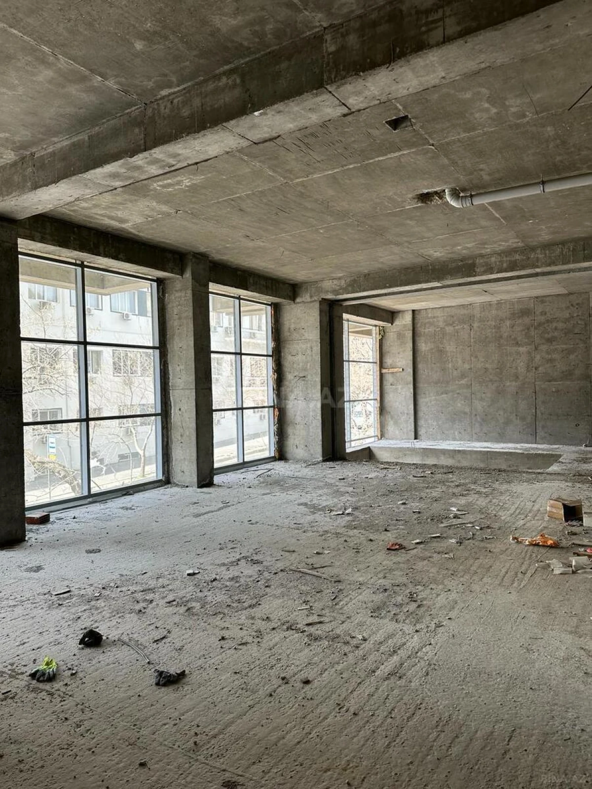 Satılır obyekt 154 m²