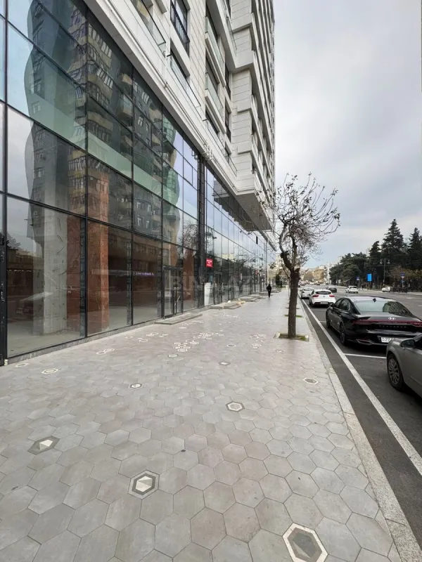 Satılır obyekt 154 m²