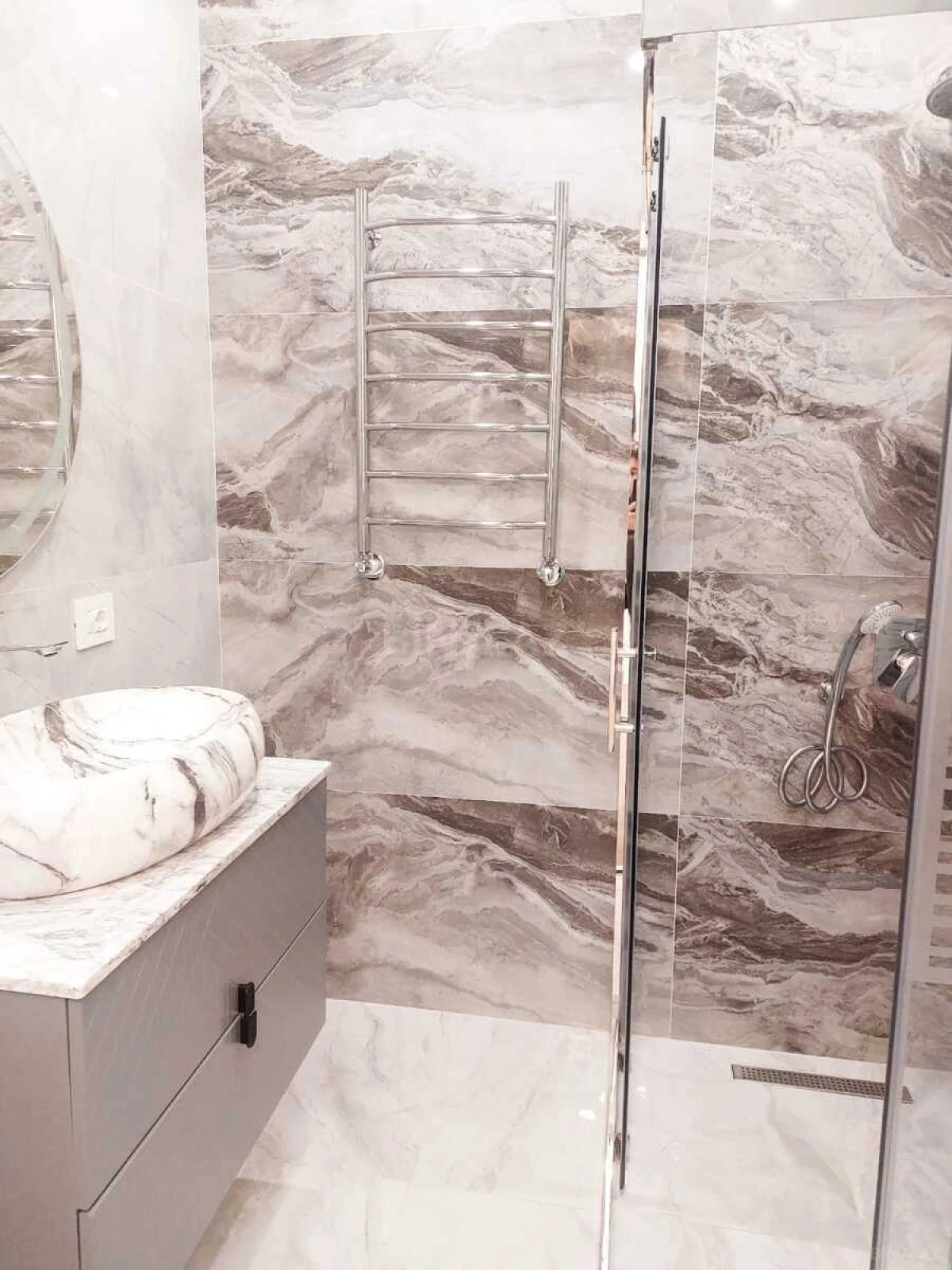 Satılır 2 otaqlı mənzil 57 m²