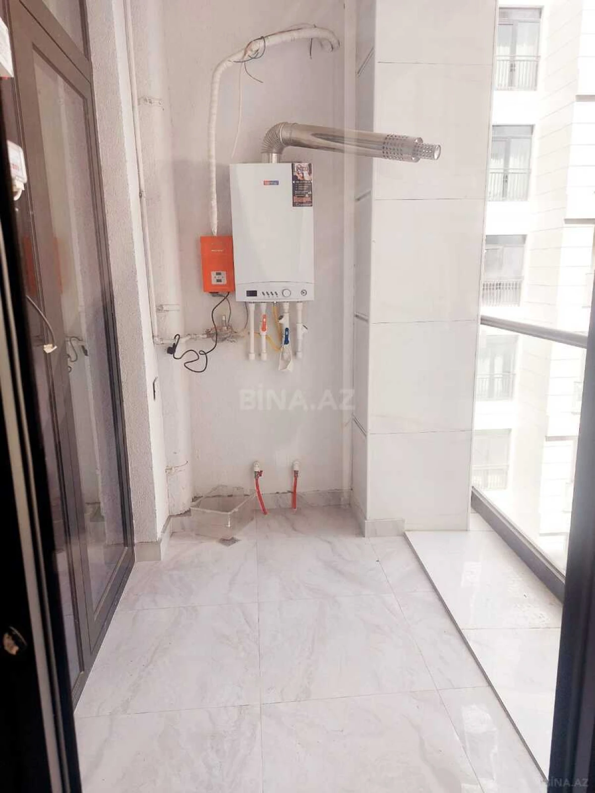 Satılır 2 otaqlı mənzil 57 m²