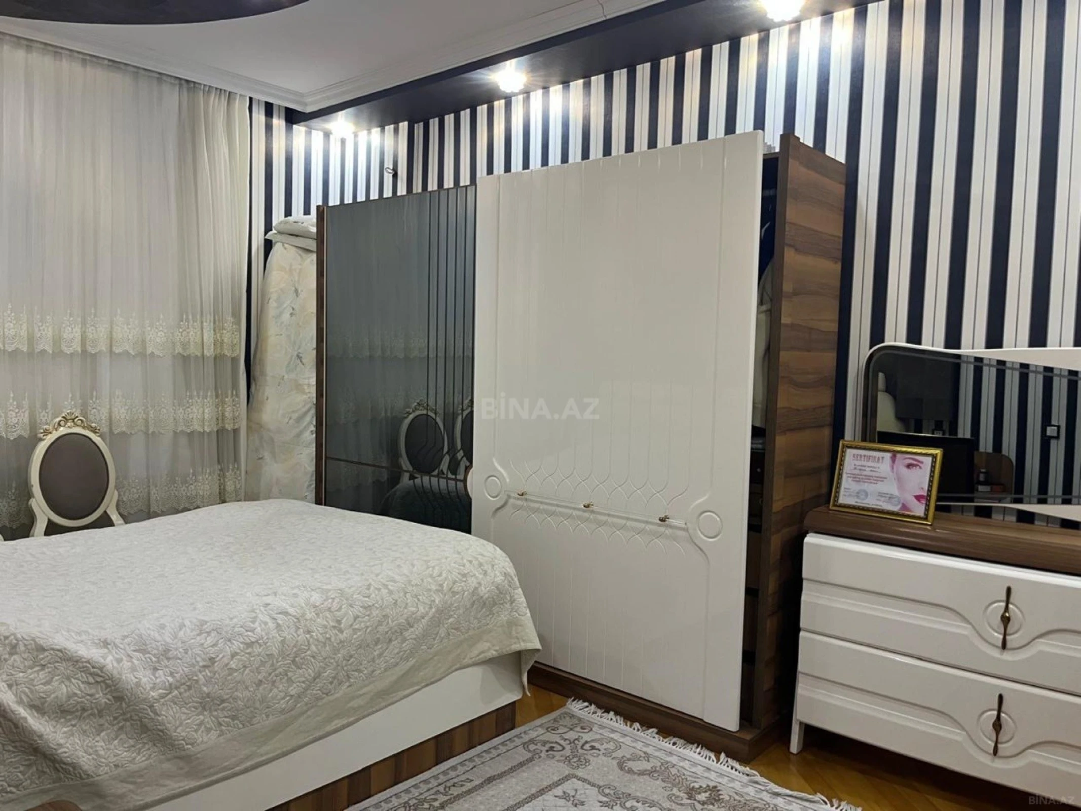 Satılır 3 otaqlı mənzil 106 m²
