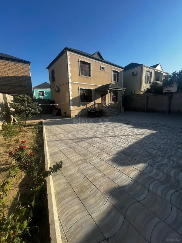 Satılır 4 otaqlı həyət evi 112 m²