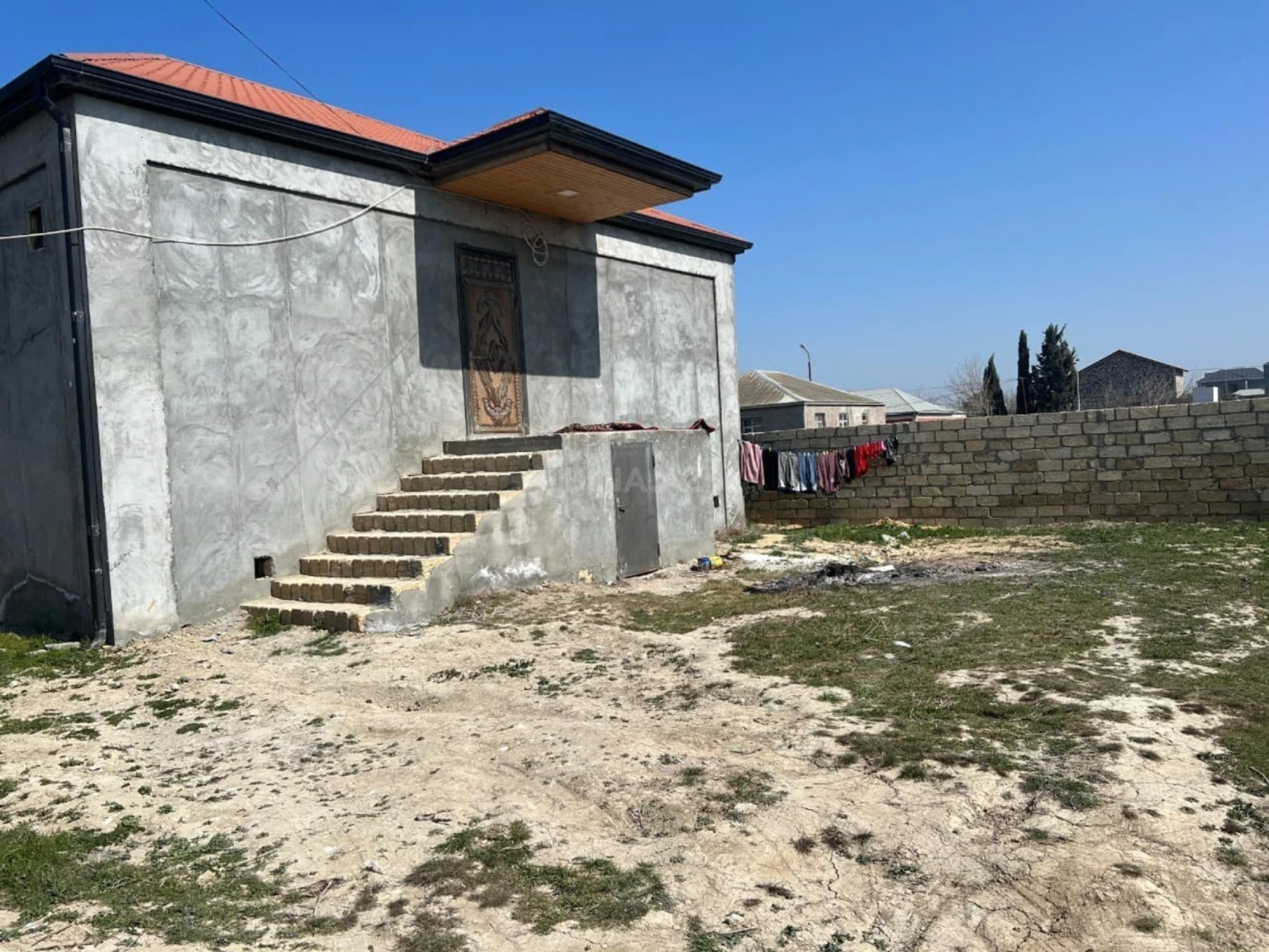 Satılır 4 otaqlı həyət evi 130 m²