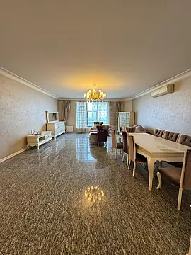 Satılır 3 otaqlı mənzil 171 m²