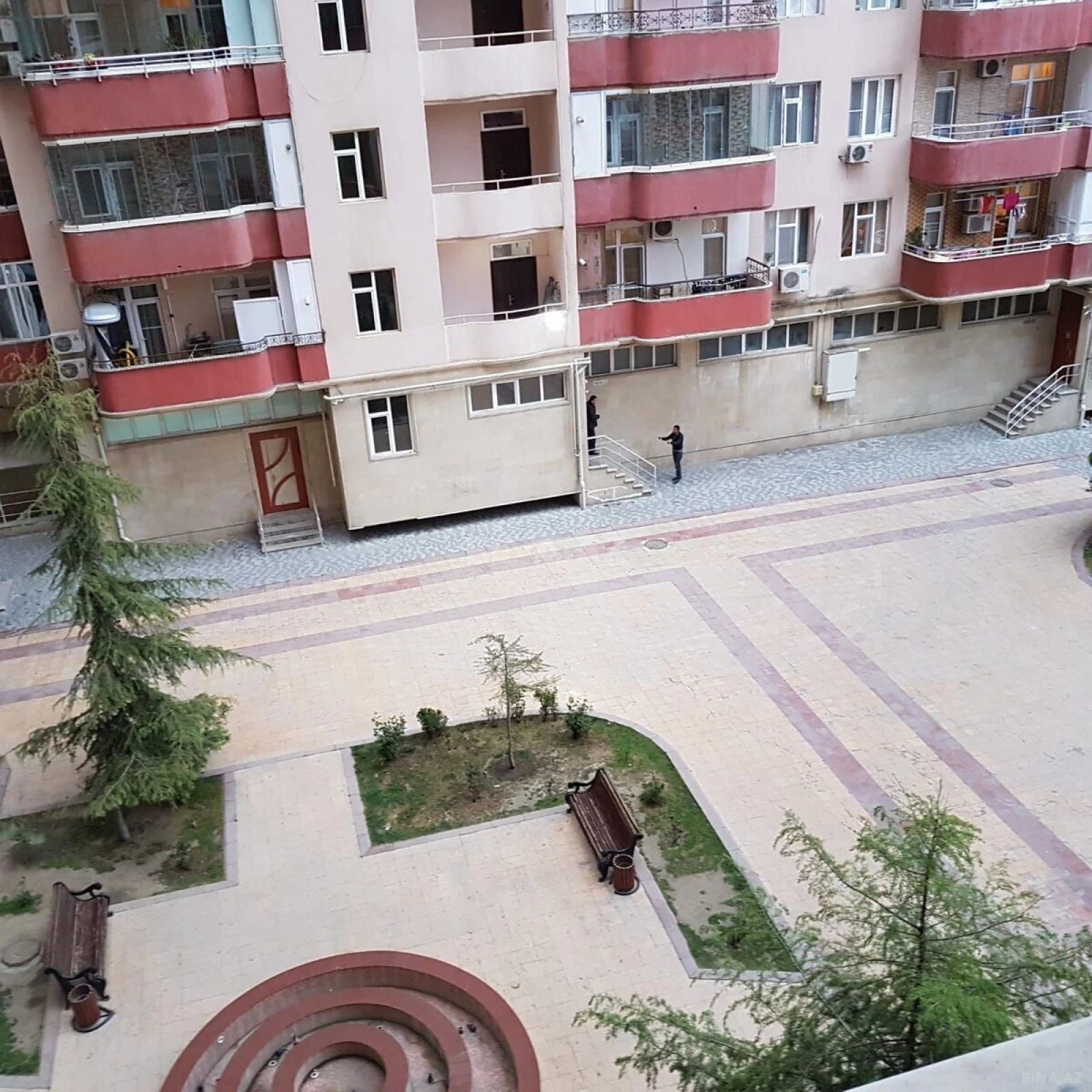 Kirayə verilir 3 otaqlı mənzil 170 m²