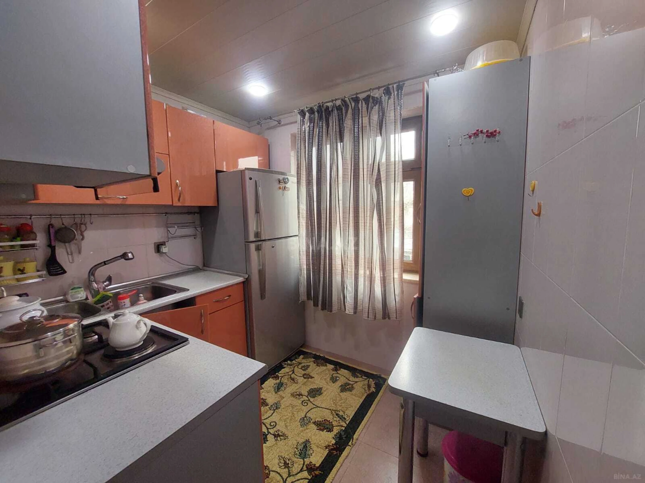 Satılır 4 otaqlı mənzil 70 m²