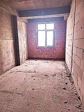 Satılır 3 otaqlı mənzil 86 m²