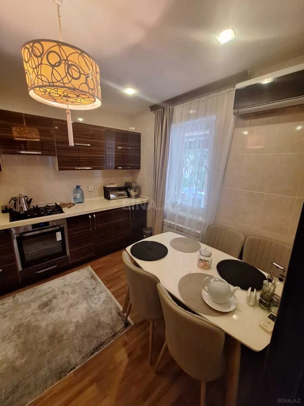 Satılır 4 otaqlı həyət evi 250 m²